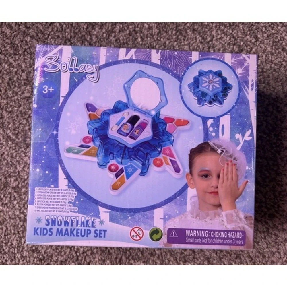 2-PC Girls Snowflake Makeup Kit‎ Girls Gift Fun & Unstable Unicorns Game Cool